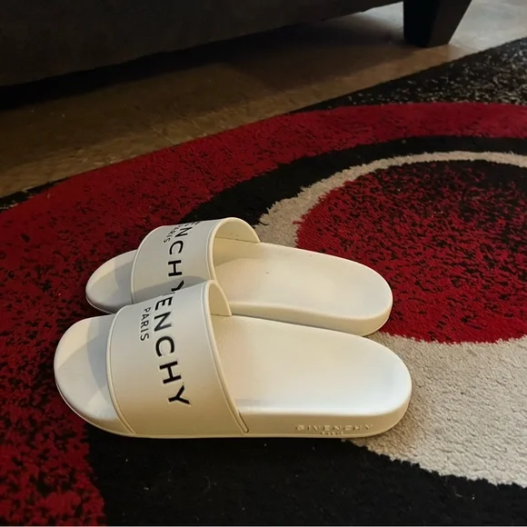 White givenchy slide size 34 in kids